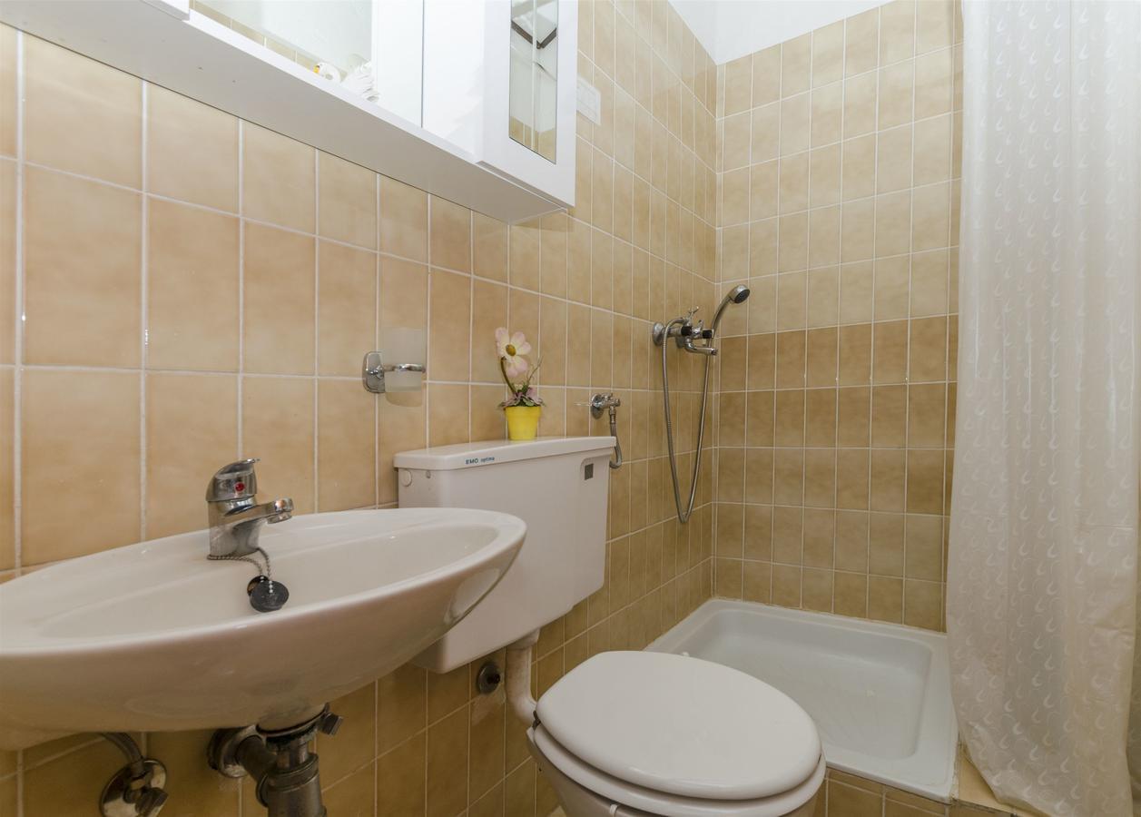 Apartment Boris Gornja Brela ภายนอก รูปภาพ